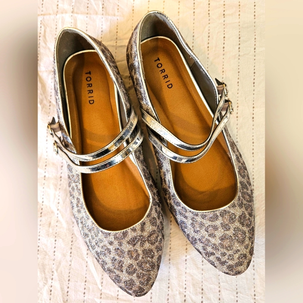 Torrid Glitter Leopard Print Mary Janes 11W